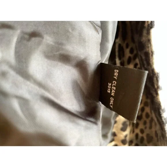 Rafaella Animal Print Fax Fur Coat Womens L Gray Short Length Button Front Lined - Picture 10 of 10